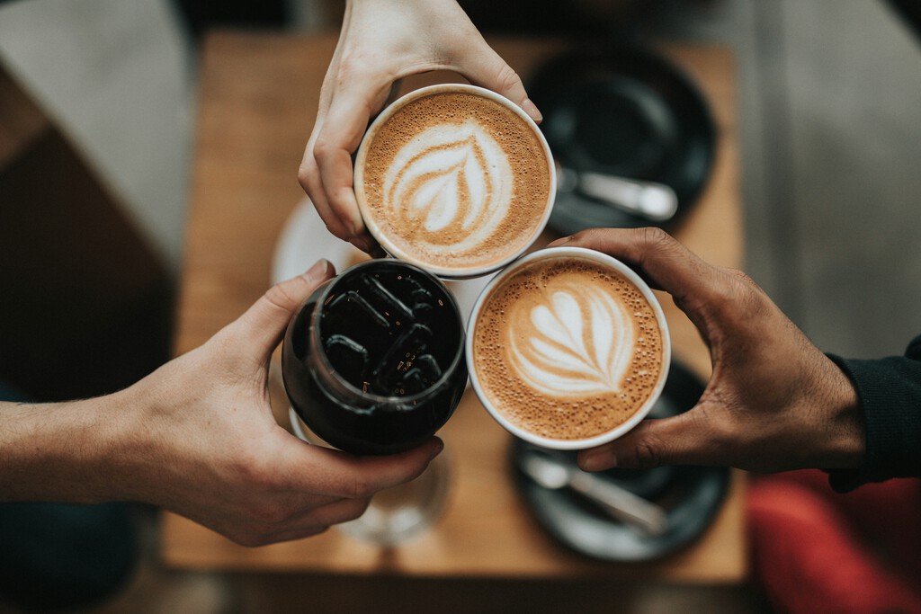 Cada vez hay más estudios que vinculan el café con vivir más. Y es muy fácil meter la pata al preparar ese café ‘filosofal’