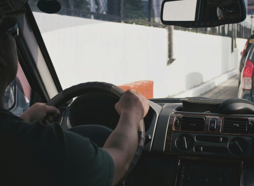 Hoy No Circula sabatino: qué autos pueden circular y cuáles descansan el 26 de julio
