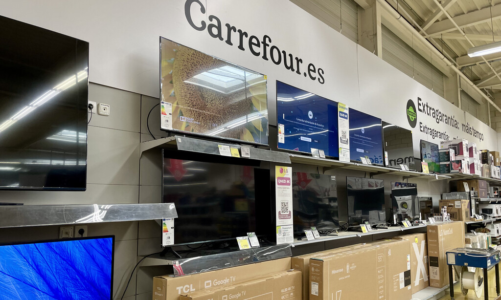 Carrefour tira la casa por la ventana y deja a precio de outlet esta tele MiniLED de 55 pulgadas con Google TV
