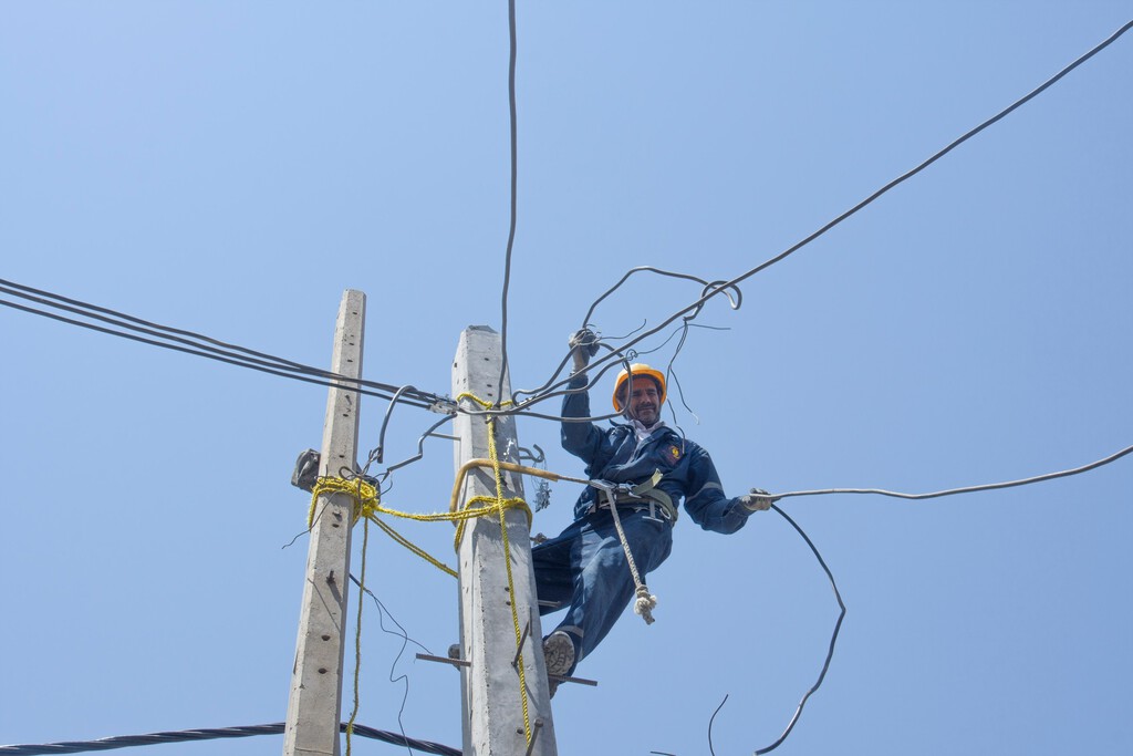 California probará un “copiloto de IA” en uno de los puntos más sensibles de su red eléctrica. Puede salir muy bien… o muy mal